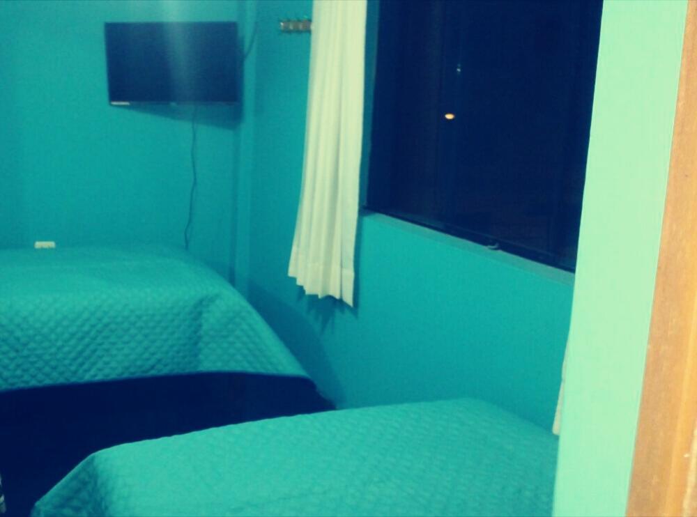 Hostal California Mollendo Bagian luar foto