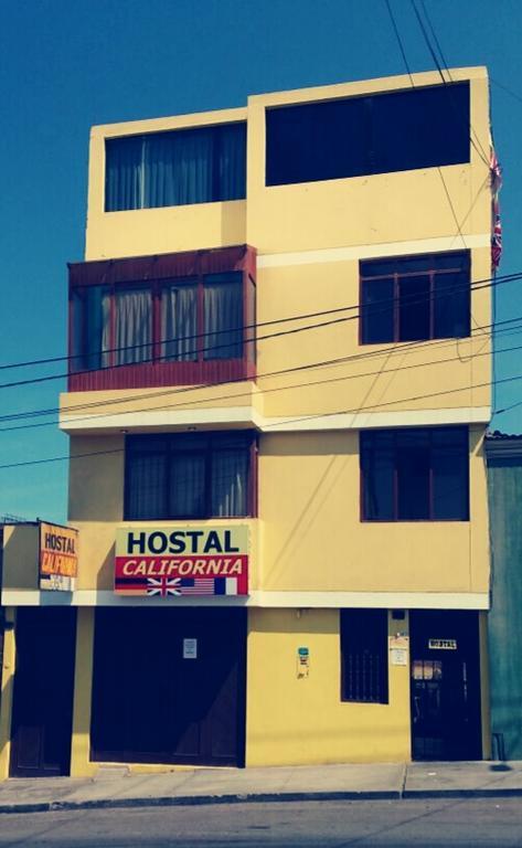 Hostal California Mollendo Bagian luar foto